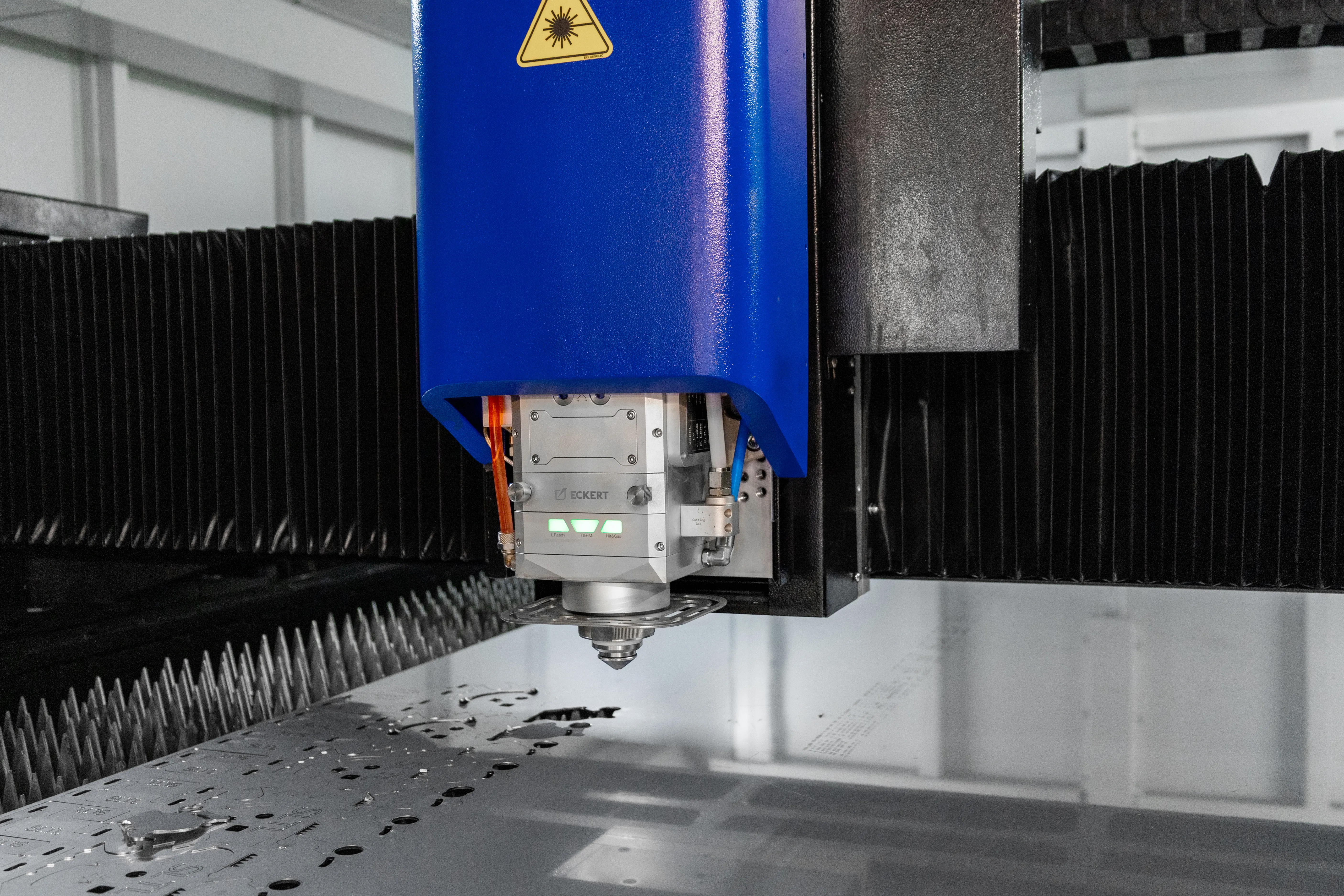 Sk&auml;rhuvud f&ouml;r CNC-sk&auml;rmaskin - fiberlaserteknik